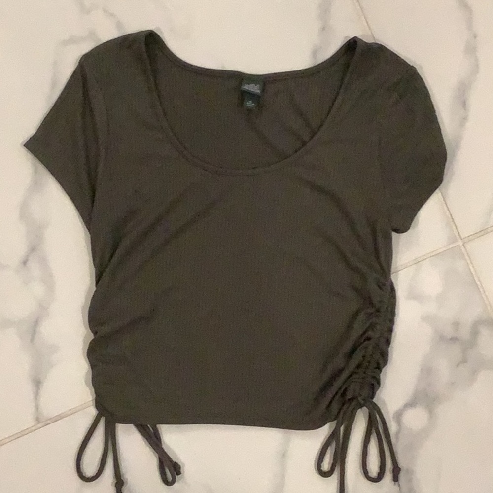 Wild Fable shirt Size medium